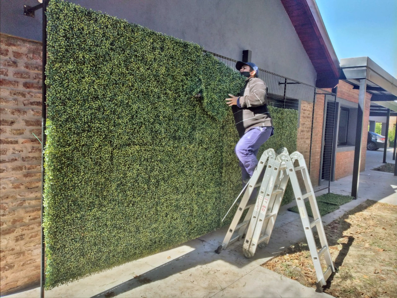 Instalacion de Jardin Vertical artificial